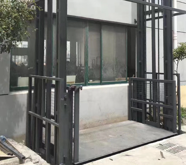 绥化导轨式施工升降机助力民生工程提速增效